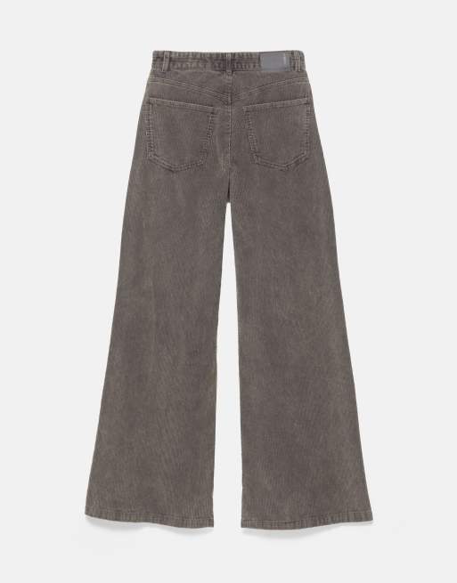 Pull&Bear - Jeans a fondo ampio grigi in tessuto a coste, 3 di 3