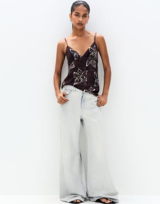 Pull & Bear - Jeans in Blau mit weitem Bein und niedrigem Bund