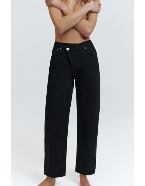 Pull&Bear – Jeans in Schwarz mit geradem Schnitt und überkreuztem Bunddetail - view 1