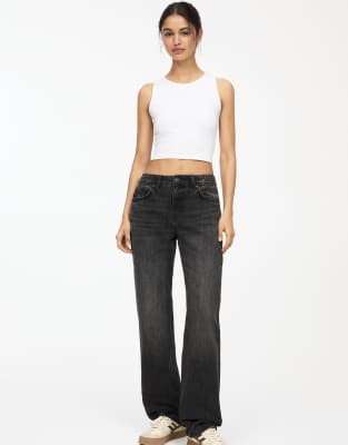 Pull & Bear - Jeans in Schwarz mit mittelhohem Bund und geradem Schnitt