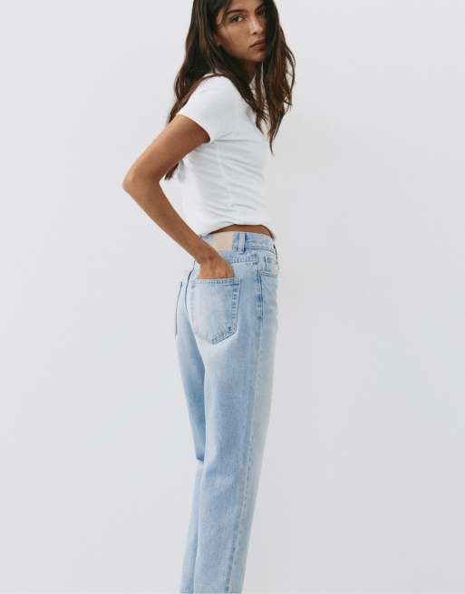 Pull&Bear jeans med hög midja i mom fit i blekt blå, 5 av 7