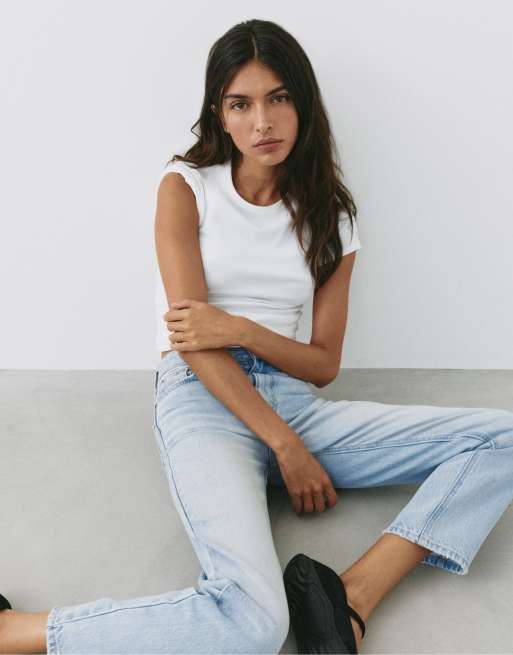 Pull&Bear jeans med hög midja i mom fit i blekt blå, 6 av 7