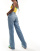 Thumbnail 1 van 5