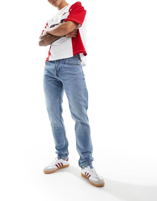 Pull&Bear - Jeans met rechte pasvorm in middenblauw