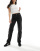 Thumbnail 1 van 5