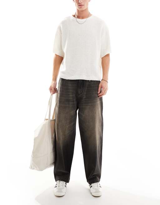Pull&Bear - Jeans met skater pasvorm in bruin met wassing