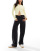 Thumbnail 1 van 5
