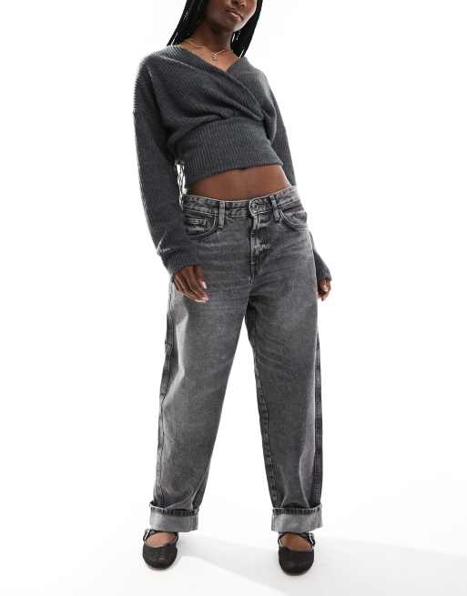 Pull&Bear - Jeans met wijde ronde pijpen en halfhoge taille in grijs met wassing
