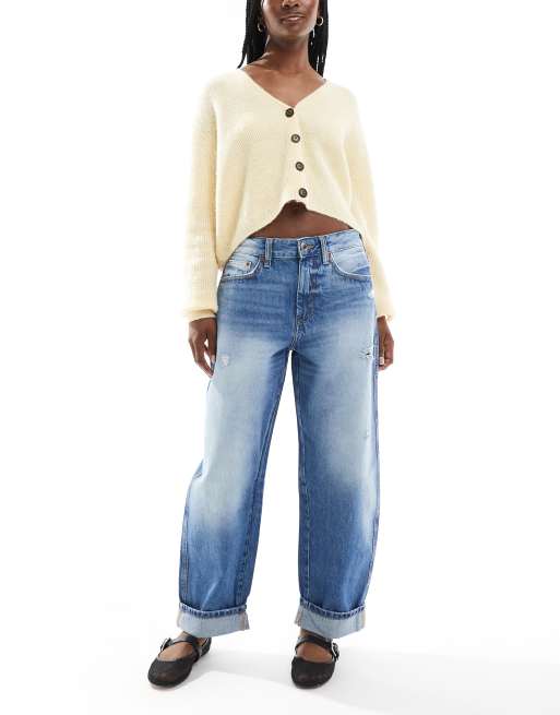 Pull&Bear - Jeans met wijde ronde pijpen en halfhoge taille in middenblauw
