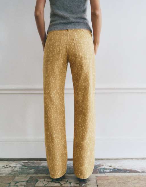 Pull&Bear Jeans mit Animal-Print und geradem Bein in Sand, 2 von 7