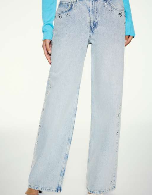 Pull&Bear Jeans mit Nieten und weitem Schnitt in Hellblau, 5 von 7