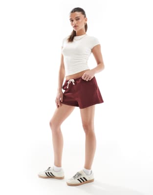 Pull & Bear Jersey Runner Short In Red