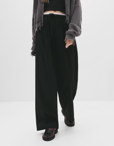 Pull&Bear Joggers with pleats in black