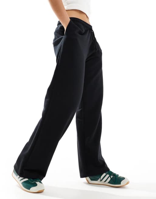 Pull&bear - Joggingbroek met wijde pijpen in zwart
