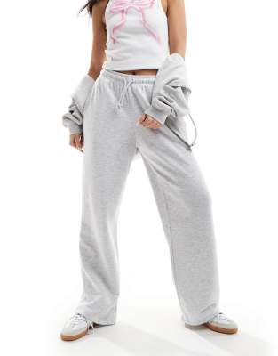 Pull & Bear - Jogginghose in Grau meliert mit weitem Bein