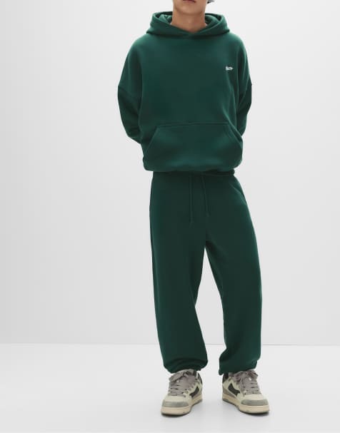 Pull&Bear – Jogginghose in Grün mit „STWD“-Print - view 1