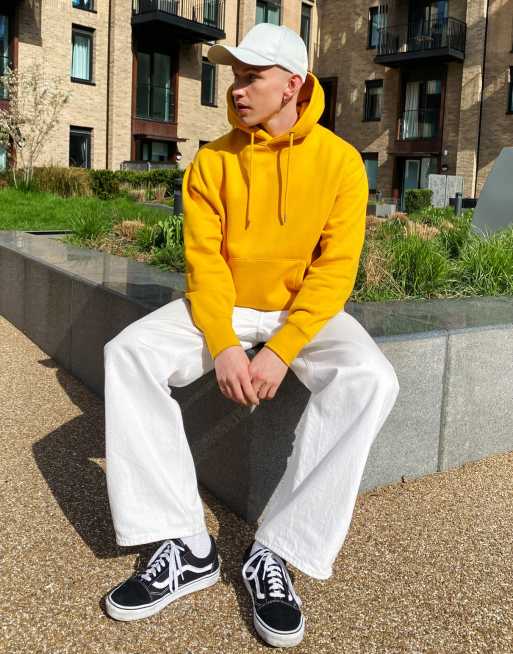 Mustard hoodie online outfit