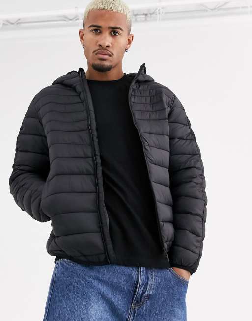 Pull&Bear – Join Life – Leichte Steppjacke mit Kapuze in Schwarz