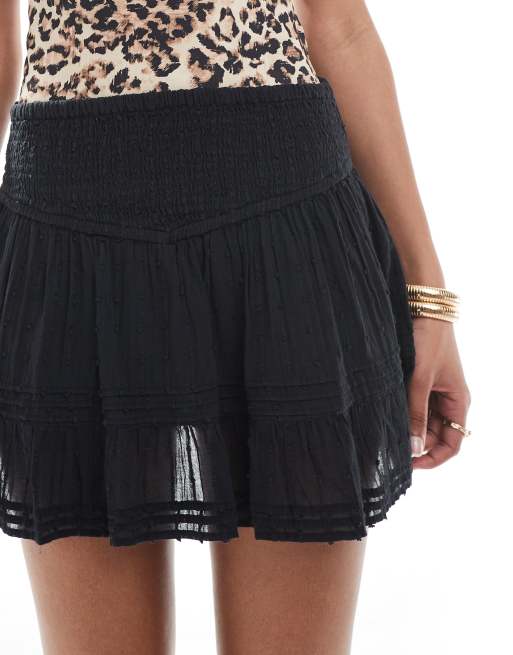 Pull&Bear - Jupe-short à taille basse et volants - Noir, 2 de 5
