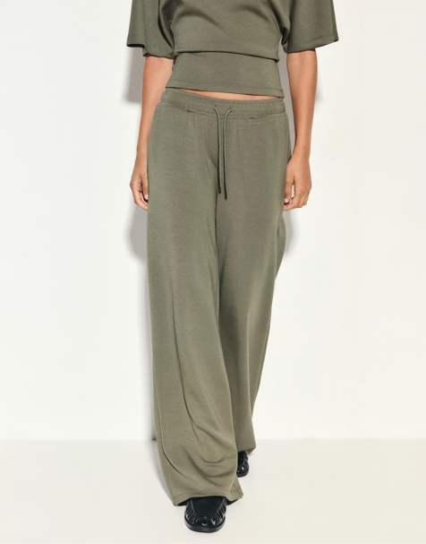 Pull&Bear – Kakifärgat set i modal - view 1
