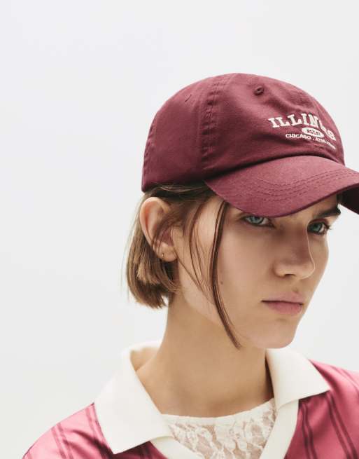 Pull&Bear – Kappe in Kastanienbraun mit „Illinois“-Print