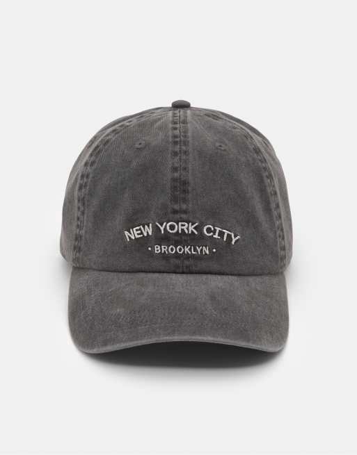 Pull&Bear – Kappe in Schwarz mit „New York City
