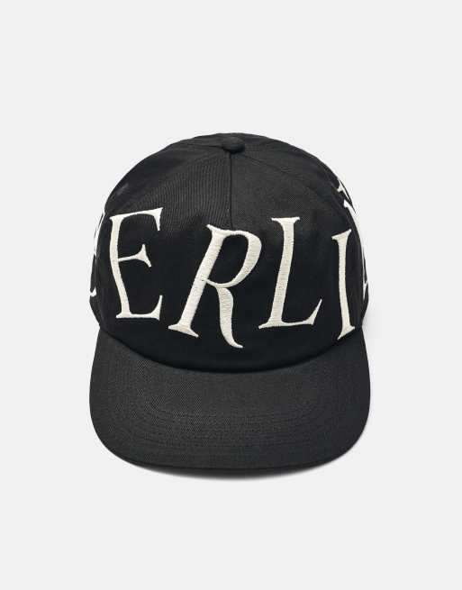 Pull&Bear Kappe mit Berlin-Stickerei in Schwarz, 3 von 5