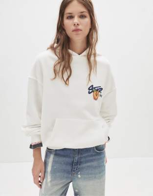 Pull & Bear - Kapuzenpullover in Eisweiß mit „STWD"-Obstprint