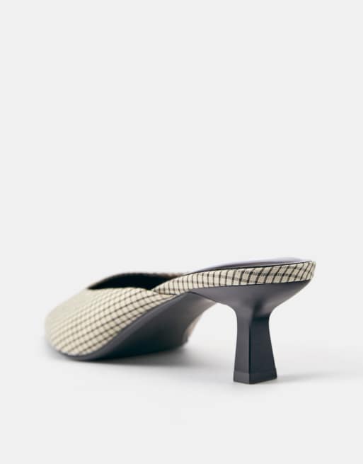 Pull&Bear karierte Mules mit Absatz in Kontrastoptik, 3 von 4