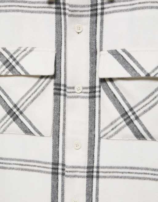Pull&Bear karierte Overshirt mit langen Ärmeln in Wollweiß, 6 von 7
