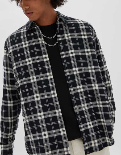 Pull&Bear – Kariertes Hemd in Schwarz ASOS
