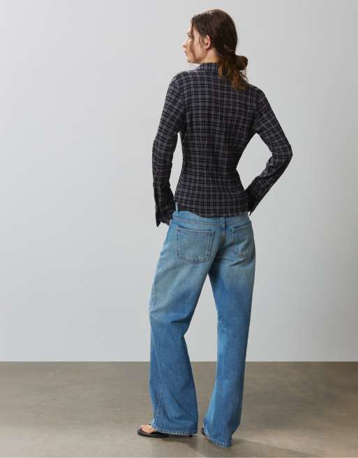 Pull&Bear kariertes Hemd mit Abnähern in Grau, 2 von 7