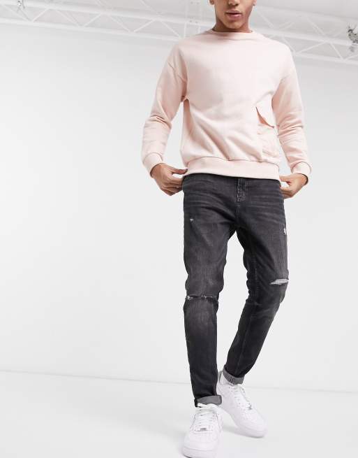 Pull&Bear – Karottenjeans mit Zierrissen in Schwarz