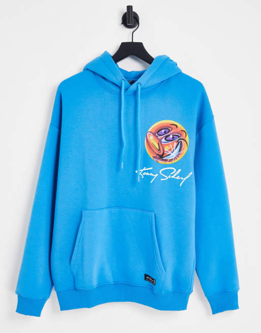 Pull&Bear – Kenny Scharf – Niebieska bluza z kapturem i nadrukiem na plecach