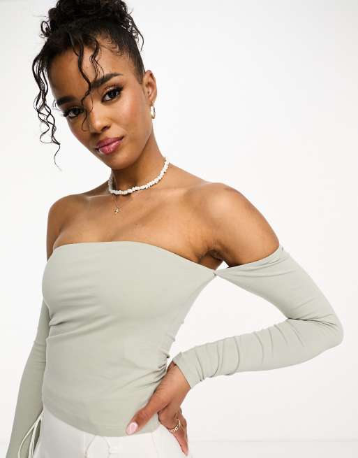 Pull&Bear – Khakifärgad topp med bara axlar och bandeau-ringning