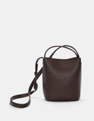 Pull & Bear - Kleine Umhängetasche in Braun