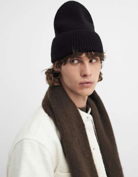 Pull&Bear Knit beanie in black - view 1