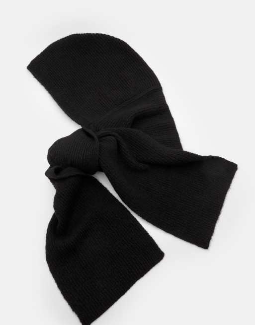 Pull&Bear Knitted balaclava scarf in black