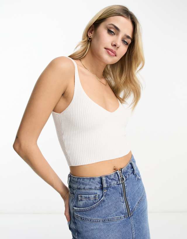 Pull&Bear knitted crop top in ecru