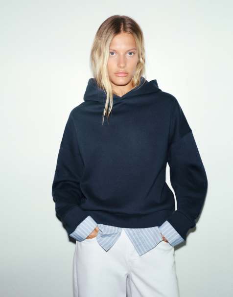Pull&Bear kombinierter Kapuzenpullover in Marineblau - view 1