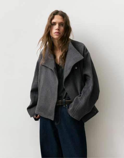 Pull&Bear - Kort grå frakke med filttekstur - view 1