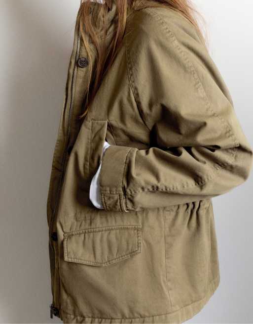 Pull&Bear kort parka med høj hals i mørk khaki, 5 af 7