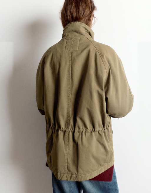 Pull&Bear kort parkas med hög krage i mörk khaki, 2 av 7