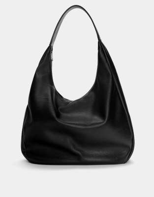 Pull & Bear - Kunstleder-Shopper in Schwarz