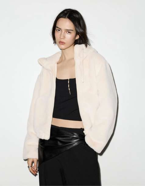 Pull&Bear – Kunstpelz-Jacke in Beige mit Kapuze - view 1