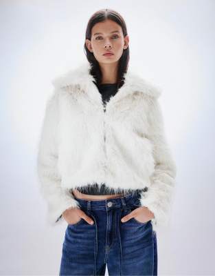 Pull & Bear - Kunstpelzjacke in Beige-Neutral