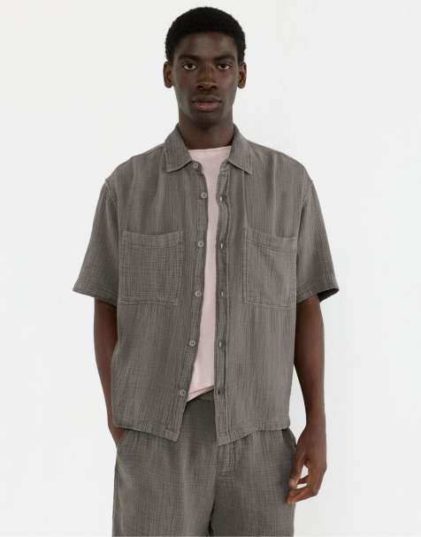 Pull&Bear – Kurzärmliges Chiffon-Hemd in Dunkelgrau - view 1