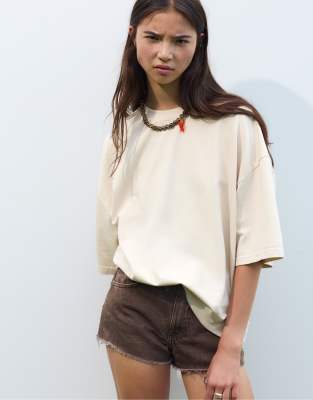 Pull & Bear - Kurzärmliges Oversize-Sweatshirt in Beige-Neutral