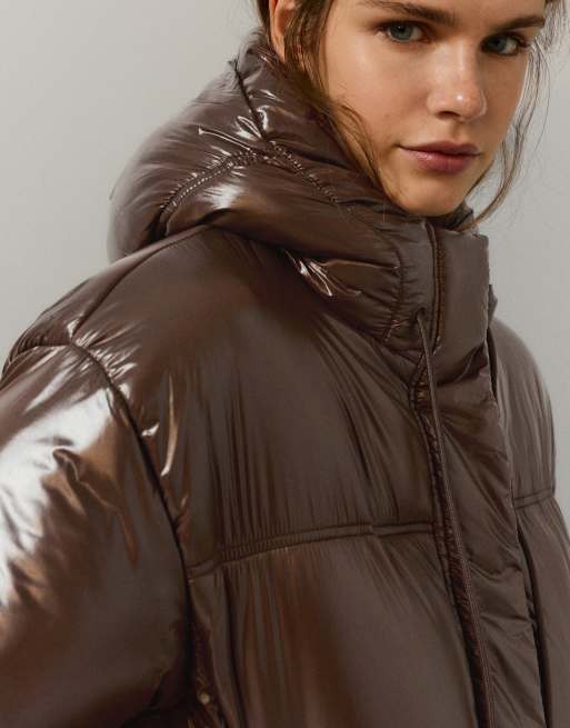 Pull&Bear kurze Steppjacke mit Kapuze in Braun, 3 von 7