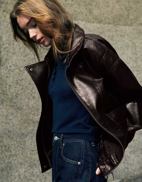 Pull&Bear kurzer Trenchcoat in Lederoptik in Schokobraun - view 1